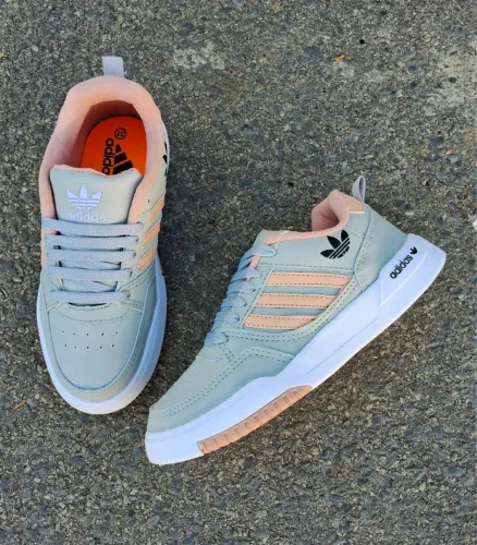 Tênis adidas Stay feminino