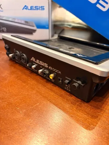 Interface de audio IOdock alesis para ipad 