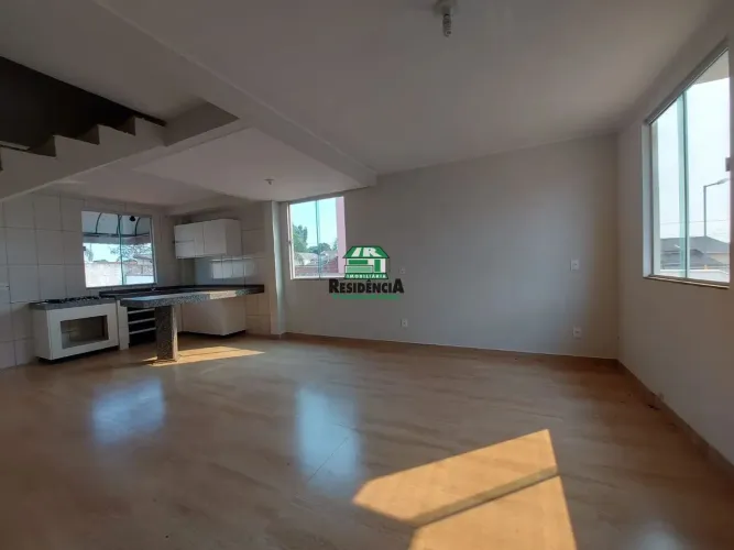 Sobrado no Condomínio Dandara com 03 Quartos para Locação - Santo Antônio, Anápolis