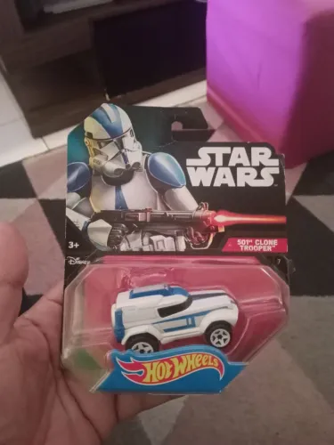 Hot Wheels Star Wars samochodzik bohater Clone Trooper