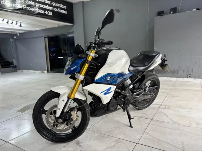 BMW G 310 R