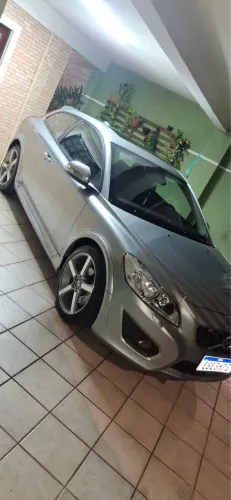 Volvo C30 T-5 R-design 2.5 230cv Aut. 2011