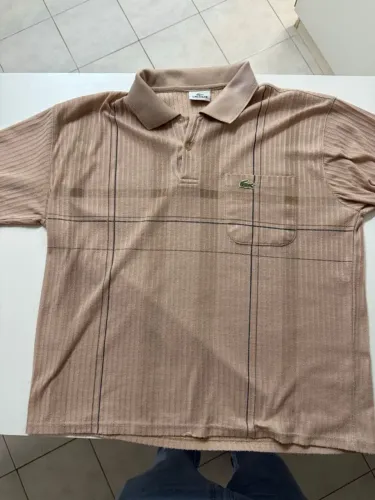 Camiseta Lacoste com Gola Polo - Tamanho G na cor Bege/Marrom