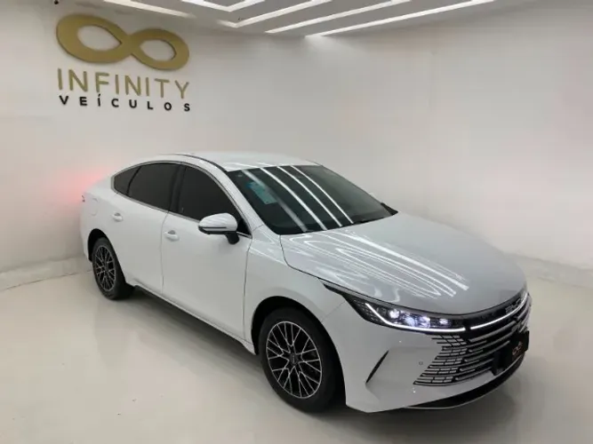 BYD King GS 1.5 16V Híbrido Aut. 2026
