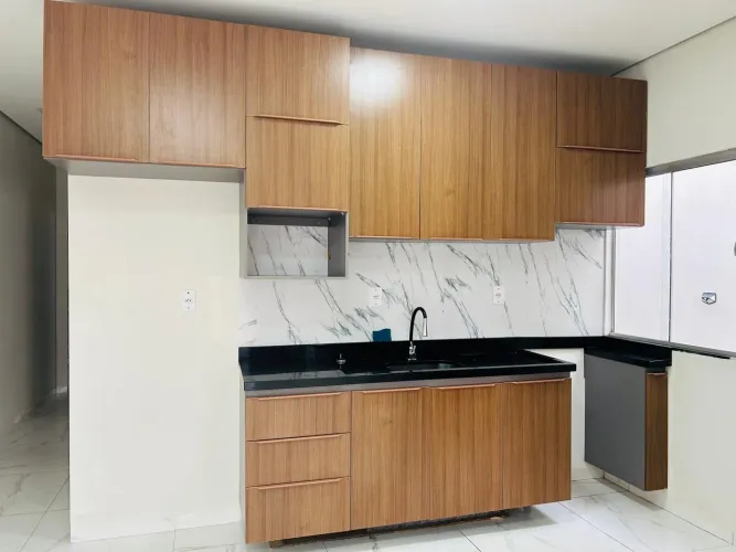 Alugo casa em condomínio fechado