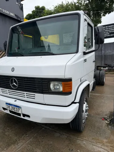 Caminhão 710