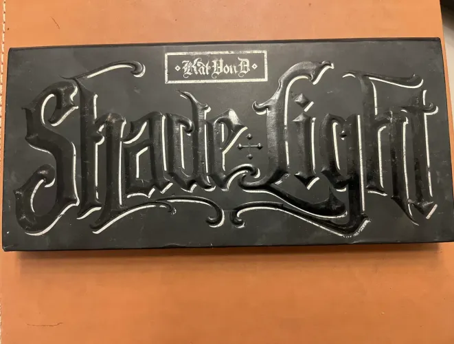 Paleta de contorno kat von d
