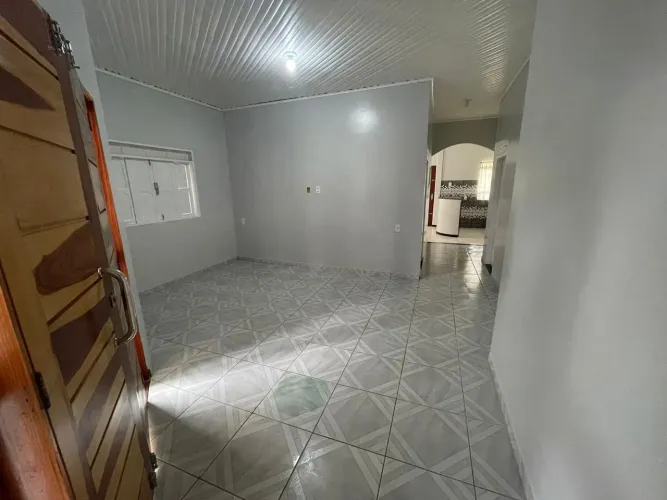 Aluguel de casa.