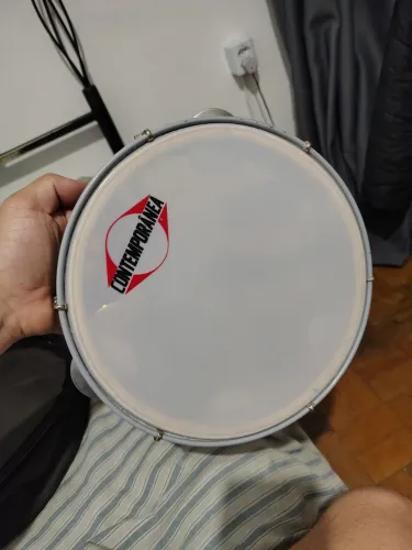 Pandeiro contemporânea