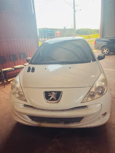Peugeot 207 Sedan Passion XS 1.6 Flex 16V 4P 2013