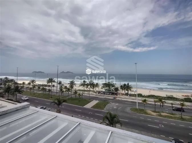Casa à venda com 370,00m² e 4 quartos em Barra da Tijuca, Rio de Janeiro - RJ
