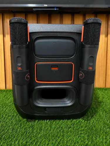 Encore 2 com microfones!
