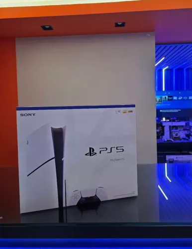 PS5 Slim 1TB c/ Leitor + Garantia. Temos LOJA FÍSICA