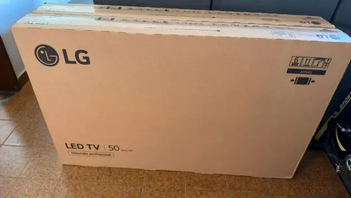 LG Smart TV 50" UHD 4K ThinQ AI - Nova Lacrada