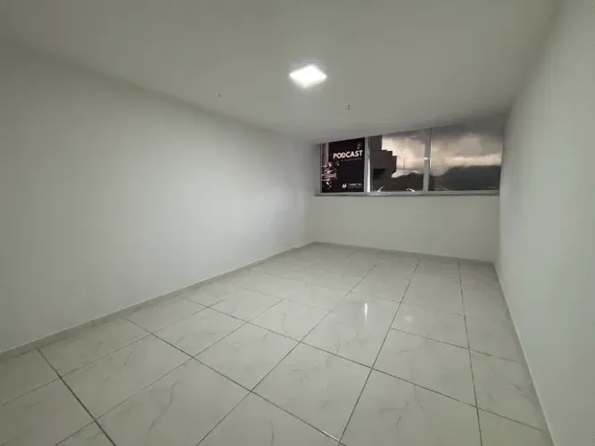 Sala Comercial para Locação no Shopping Montserrat Colina de Laranjeiras