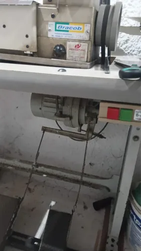 Máquina de custura goleira *43 zap aceito proposta