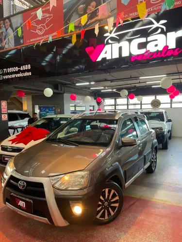 Toyota Etios Cross 1.5 Flex 16V 5P Aut. 2017
