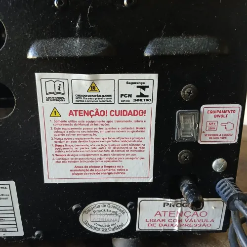 Churrasqueira portátil à gás