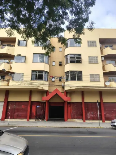 Loja grande em ótimo ponto comercial - Bairro Niterói REF: C2024