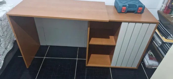 Escrivaninha Nova