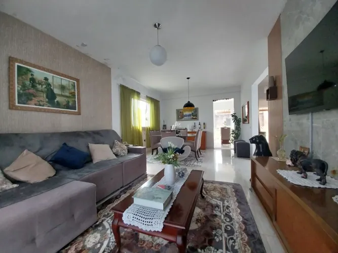 Oportunidade Maravilhosa Casa na melhor localização de Santa Cruz da conceição