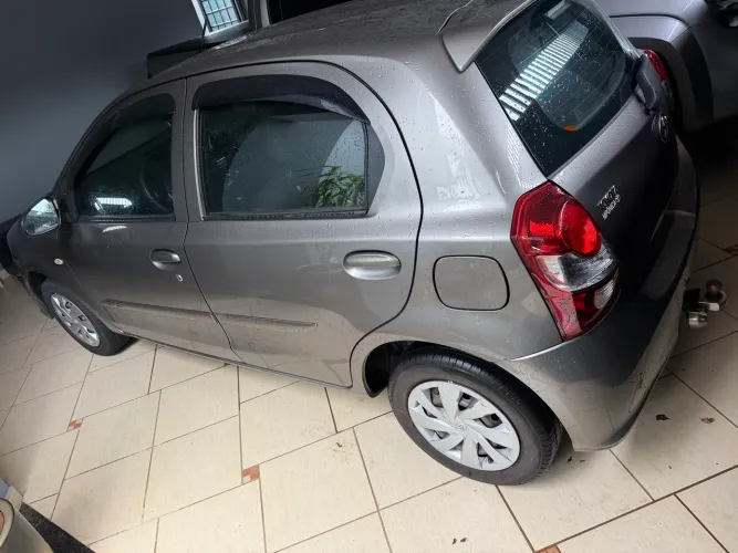 Toyota Etios X 1.3 Flex 16V 5P Aut. 2020