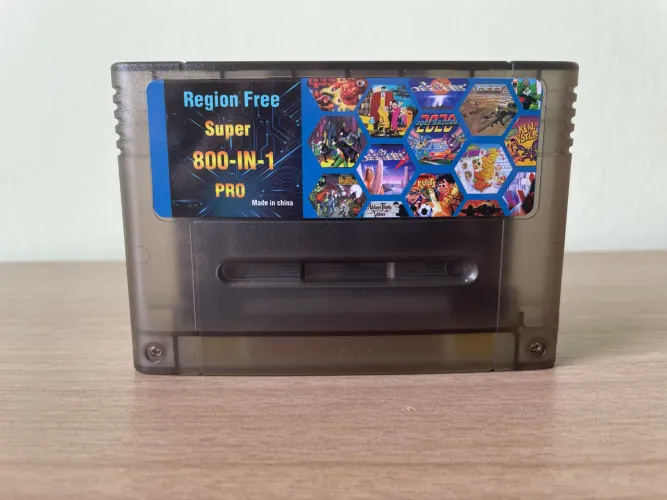 Super Everdrive para Super Nintendo e Super Famicom