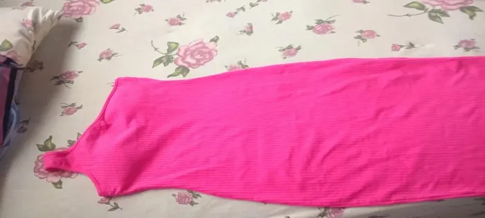 Vestido canelado, preço imperdível!