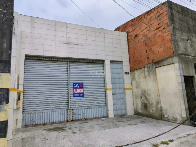 Galpão Comercial/Industrial Exclusivo para Alugar em Aracaju (Santos Dumont)  134m²