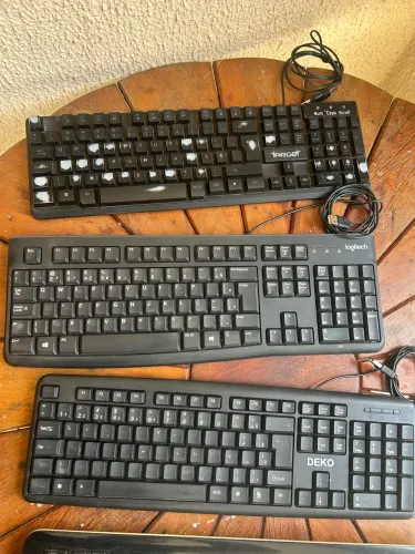 Kit 3 Teclados Com Fio (1 DEKO, 1 LOGITECH e 1 TGT TARGET)