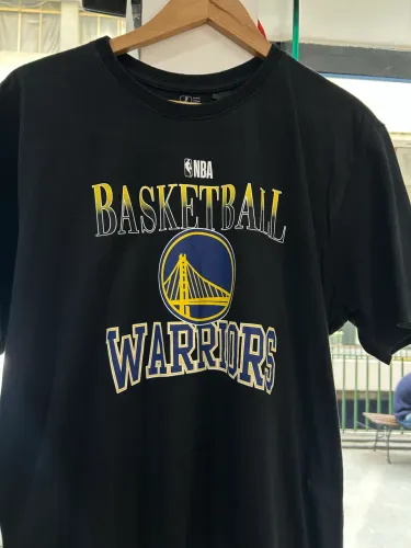 Camiseta NBA estripe nova