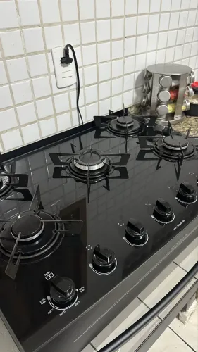 Fogão de 5 bocas com tampa de vidro
