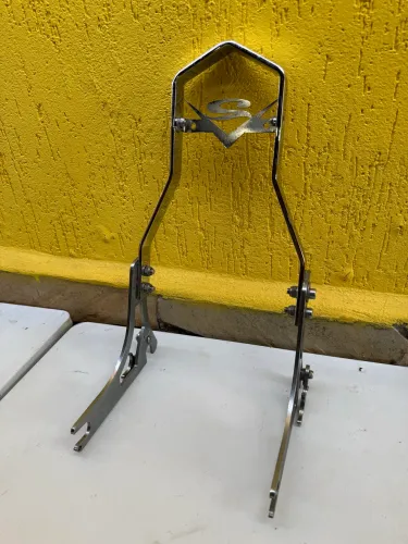 Sissy Bar Removível V2 (Harley Davidson Deluxe)