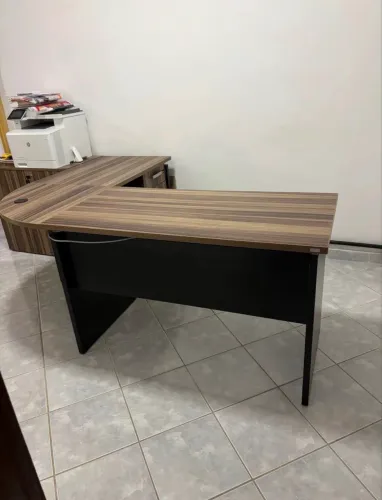 Mesa em L avanti