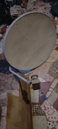 Antena parabólica banda ku