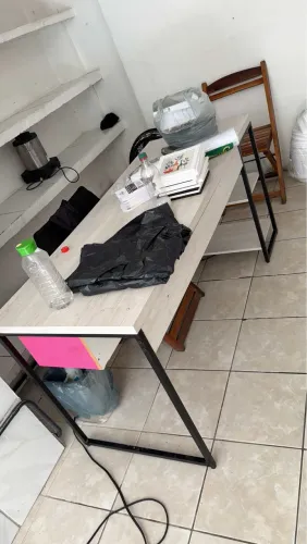 MESA DE ESCRITÓRIO 