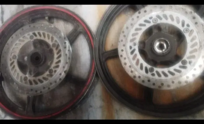 Rodas com disco para XRE com disco