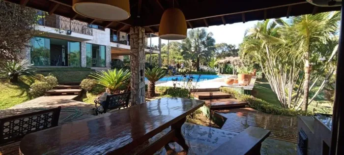 Um Espetáculo de Beleza e Encanto! Casa de Campo de Alto Padrão em Pouso Alegre/MG