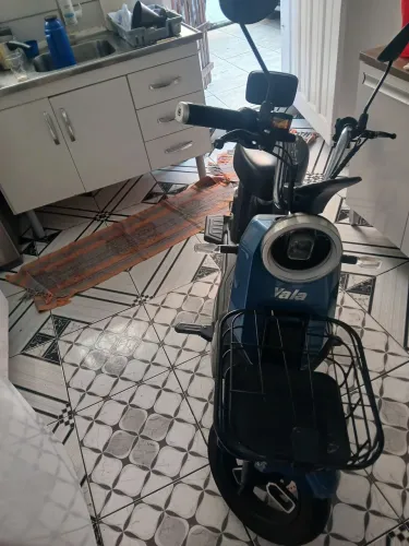 Escort eletrica 1000w