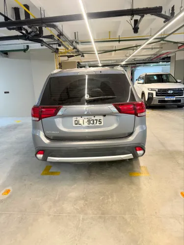 Mitsubishi Outlander Comfort 2.0 16V Aut. 2018
