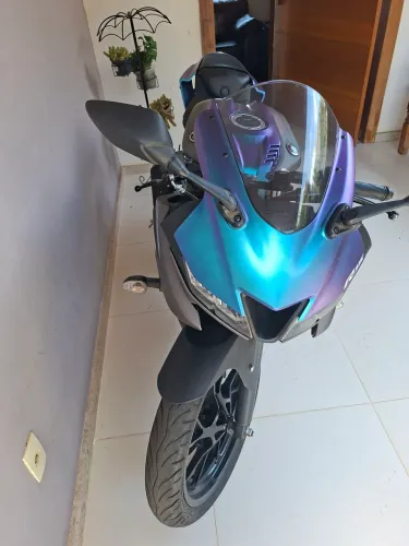 Moto em boas condições, uso diario