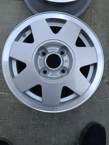 Jogo de rodas 13" original Volks