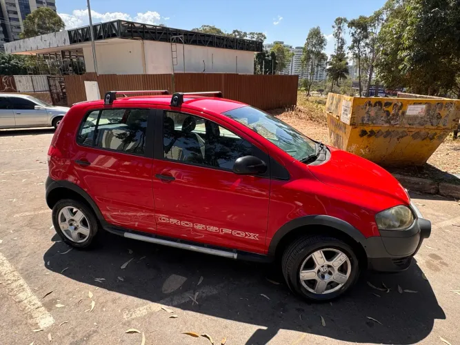 Volkswagen Crossfox 1.6 MI Total Flex 8V 5P 2009