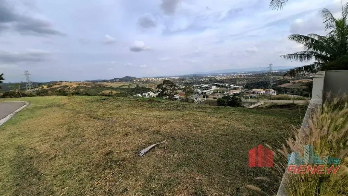 Terreno com ótima localização no Condomínio Toscana.