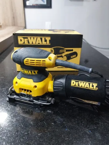 Lixadeira orbital profissional DeWalt DWE6411 220V