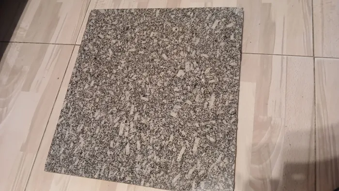 Peça de granito 40x50