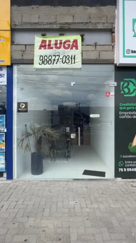 Aluga-se Loja Frente de Rua em Excelente Ponto Comercial