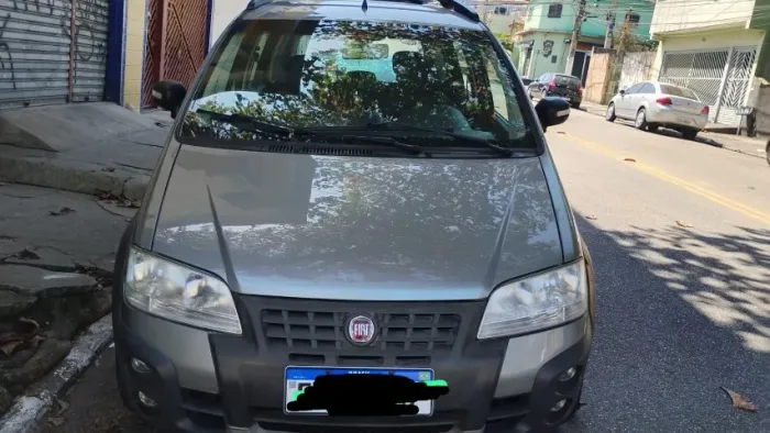 Fiat Idea Adv./ Adv.lock.dualogic 1.8 Flex 5P 2010