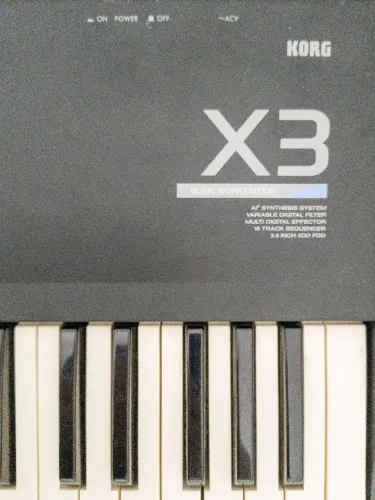 Teclado Sintetizador Workstation Korg X3 (Funcionando 100%)