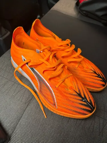 Chuteira Puma Ultra 6 Match Society